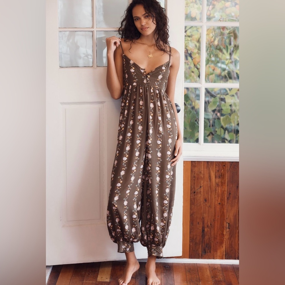 Printed Lounge Jumpsuit
Anthropologie In: Dark Green